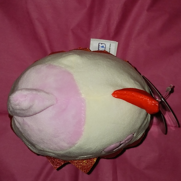 Karina Cat Twizzlers 6" Squishmallow Hershey - Picture 7 of 15